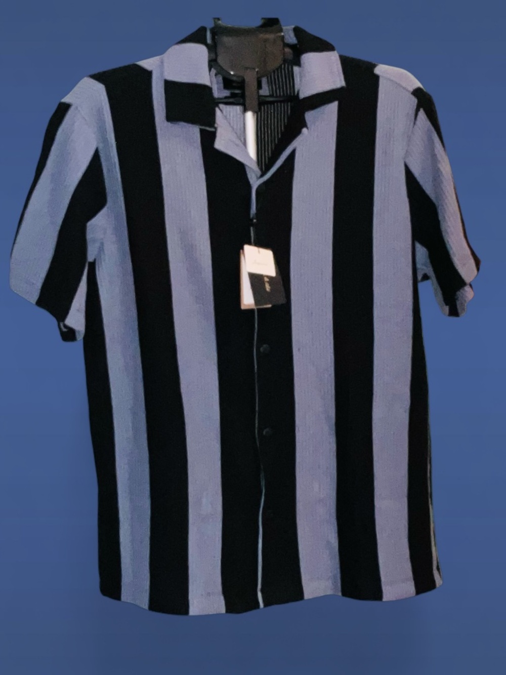 Porter & Ash Men’s LARGE Jacquard Striped Shirt. New With Tags.